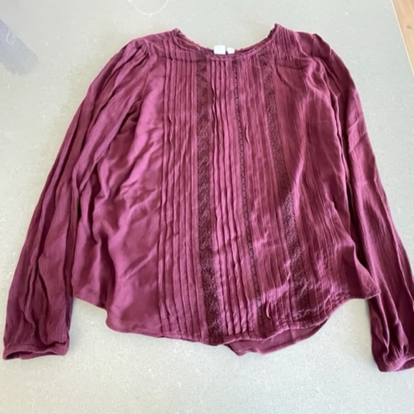 Women's Gap Maroon Flowy Long Sleeve Lace Detail Sz L Blouse Excellent condition - Picture 1 of 6